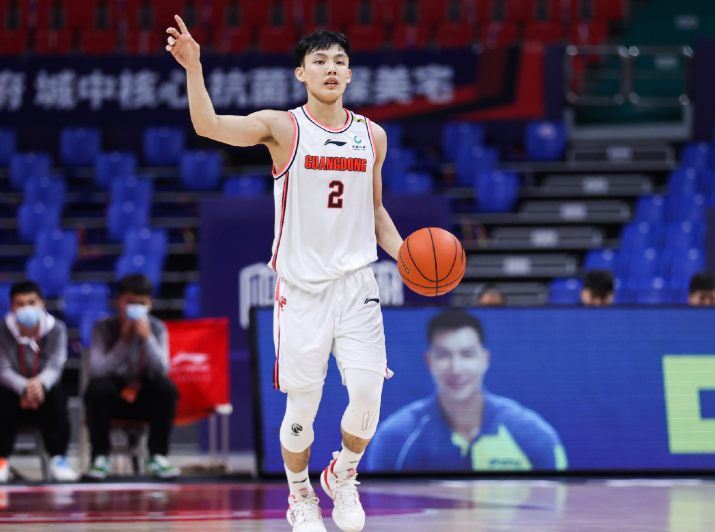 开云体育视频直播-青岛赢得精彩比赛，终结对手连胜