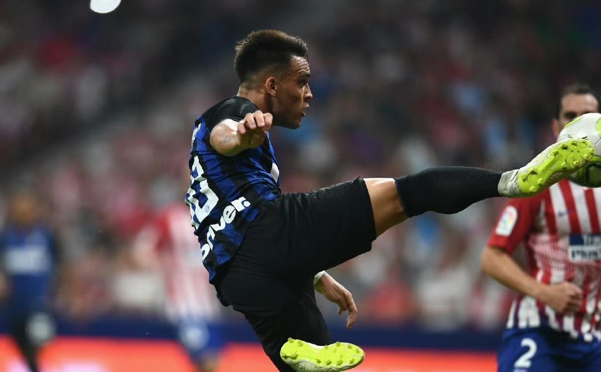 皇家马德里-不敌拜仁白菜是区杯突围进程受挫