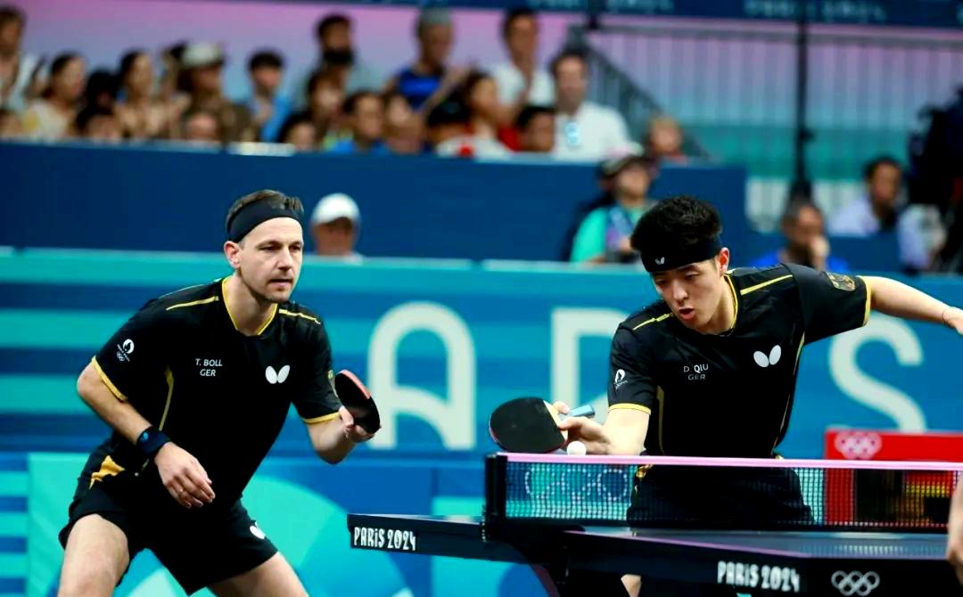 英国乒乓球队逆转日本乒乓球队，波尔送出助攻